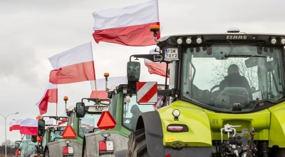 Premier Tusk apeluje do rolników: "Nie blokujmy Ukrainy w obliczu krytycznej sytuacji na froncie!"