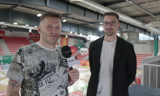 Technologia wkracza na orliki. Wywiad z Łukaszem Wróblem