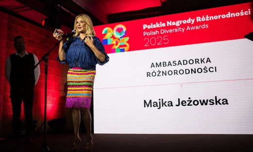 Zawsze będę po stronie miłości. Wywiad z Majką Jeżowską