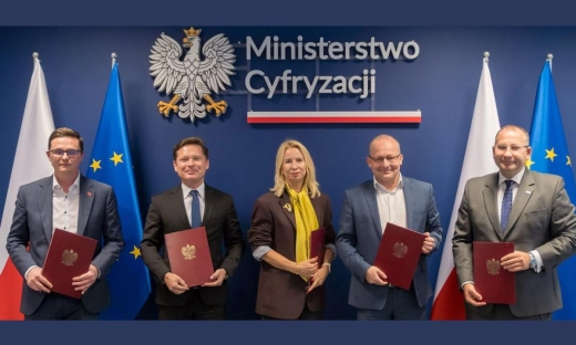 Future Collars wraz z innymi organizacjami i Ministerstwem Cyfryzacji poprawią kompetencje cyfrowe Polaków