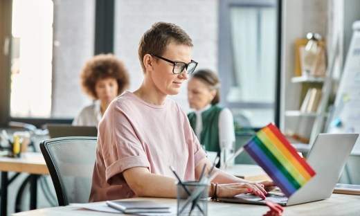 Na związkach partnerskich skorzystają nie tylko osoby LGBT+. Brak dyskryminacji opłaci się polskim firmom