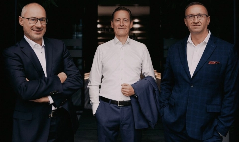 Słońce pod okiem AI. VO2 Ventures inwestuje 1,5 mln zł w Solar Spy