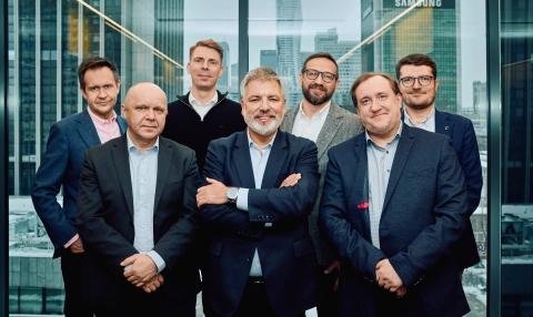 Powstanie największa w CEE platforma innowacyjnych usług cyfrowych opartych o AI. W projekt inwestuje Rubicon Partners