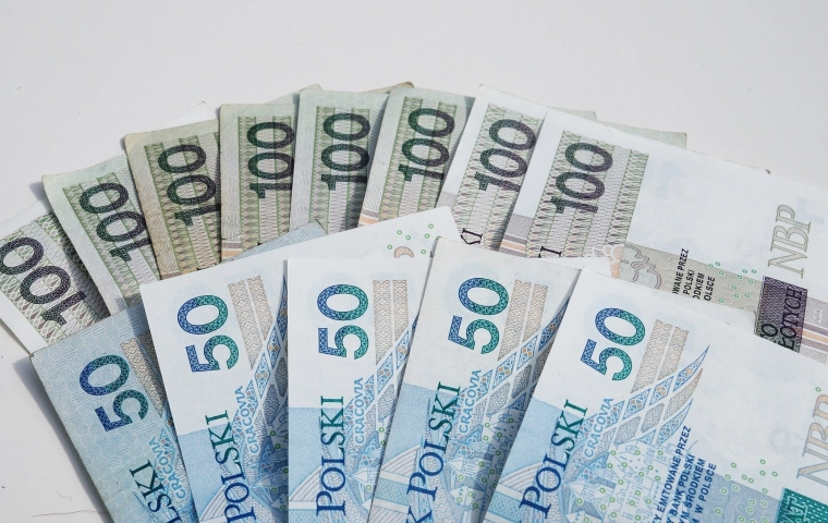 UOKiK nakłada na Profi Credit Polska ponad 4 mln zł kary